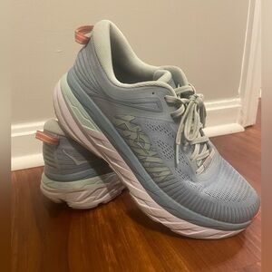 Hoka bondi 7 women’s sneaker, size 10, light blue